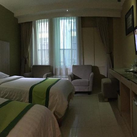 Hotel Wisata Niaga Purwokerto Dış mekan fotoğraf