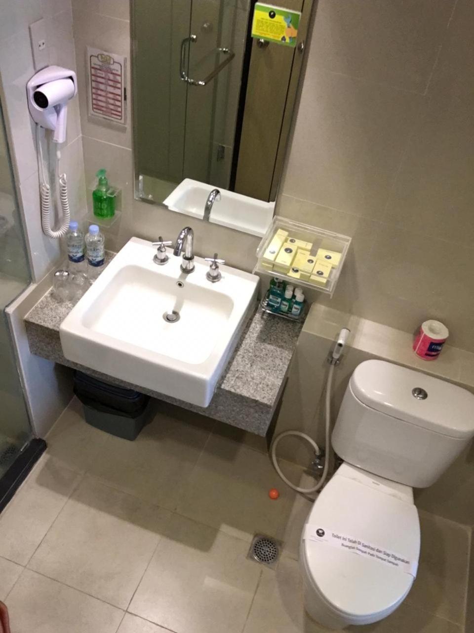 Hotel Wisata Niaga Purwokerto Dış mekan fotoğraf