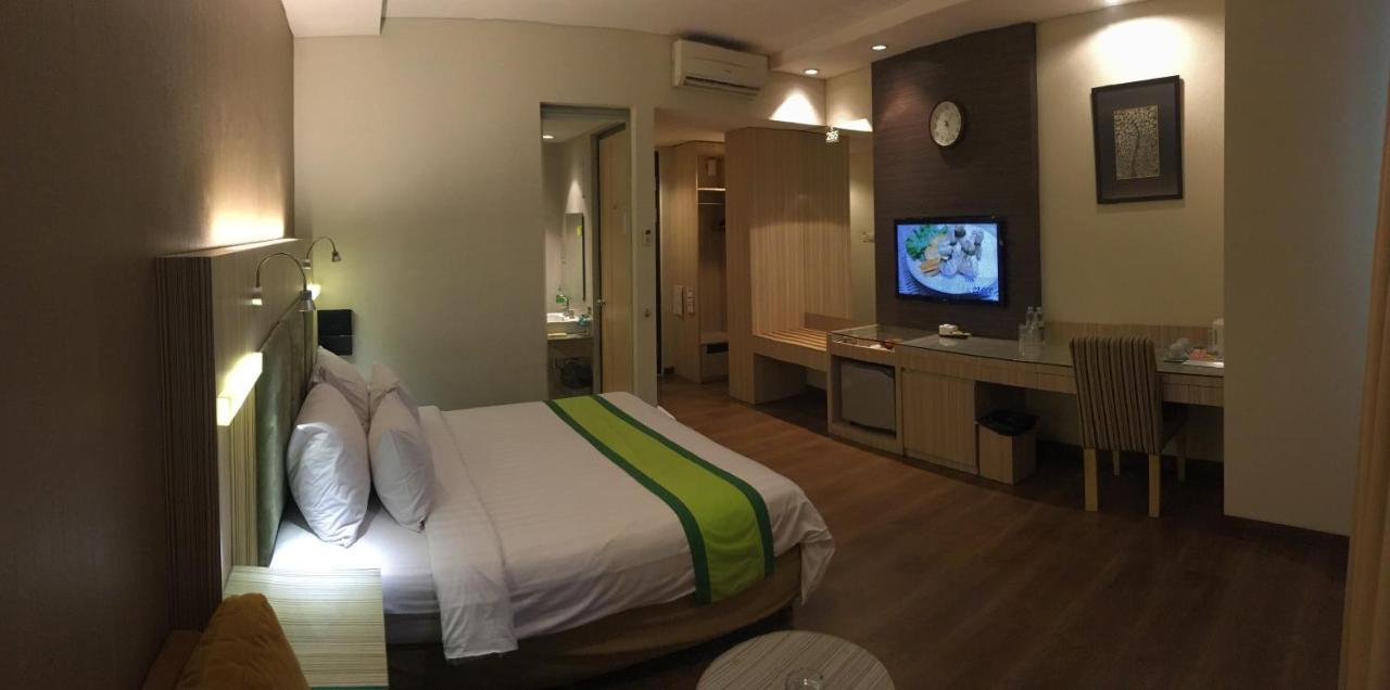Hotel Wisata Niaga Purwokerto Dış mekan fotoğraf